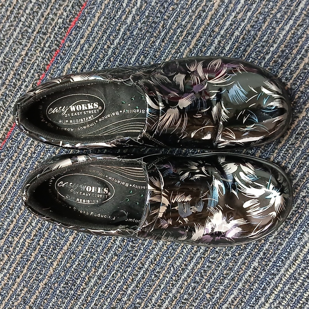 Easy works by easy street  Women shoes sz 7 - Picture 2 of 5